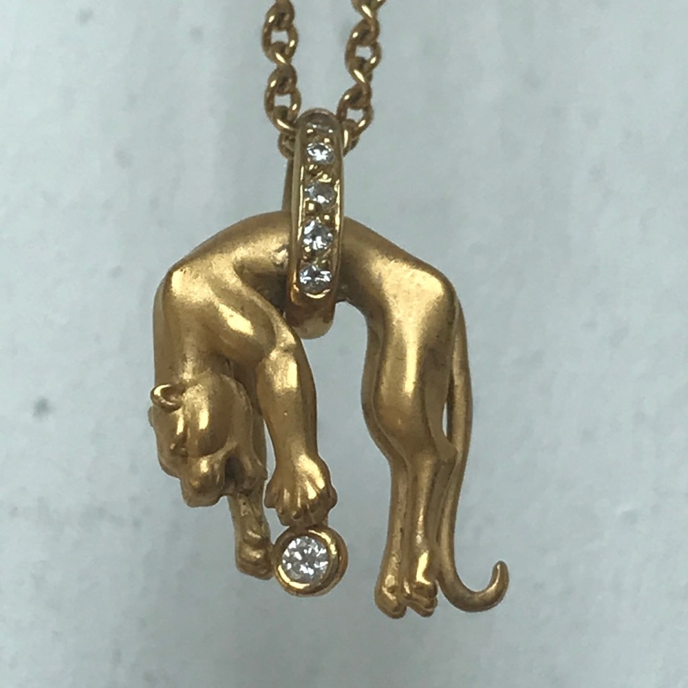 Carerra y Carerra hanging panther necklace